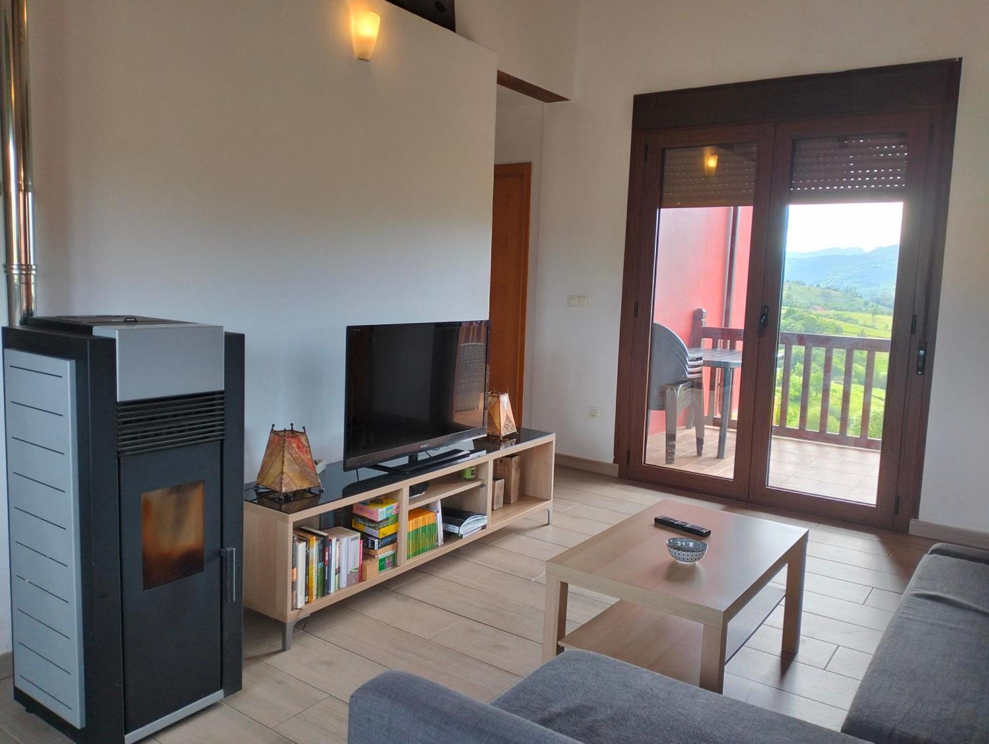 La Casa De Nuria Guest House Cangas de Onis Exterior photo