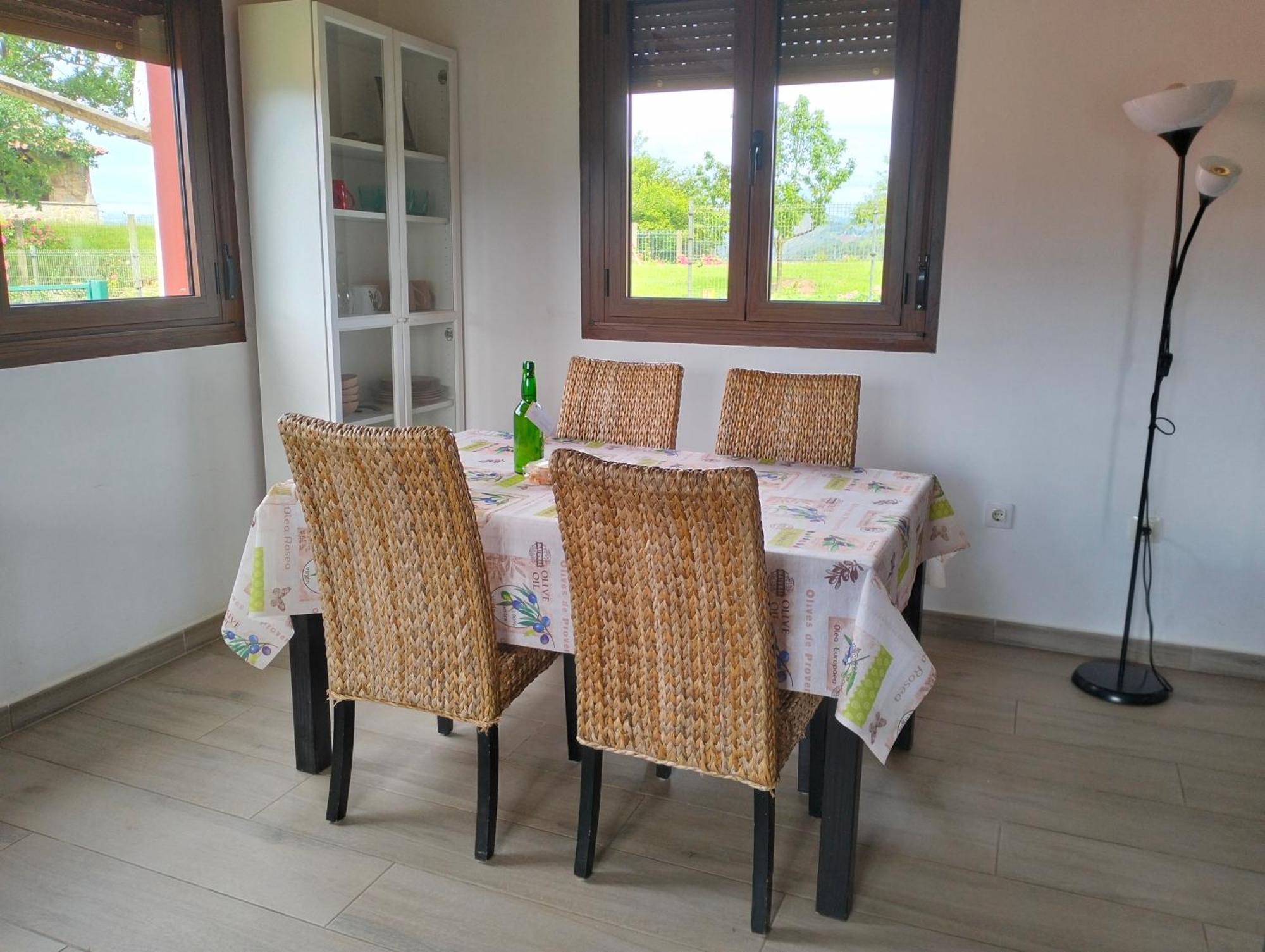 La Casa De Nuria Guest House Cangas de Onis Exterior photo
